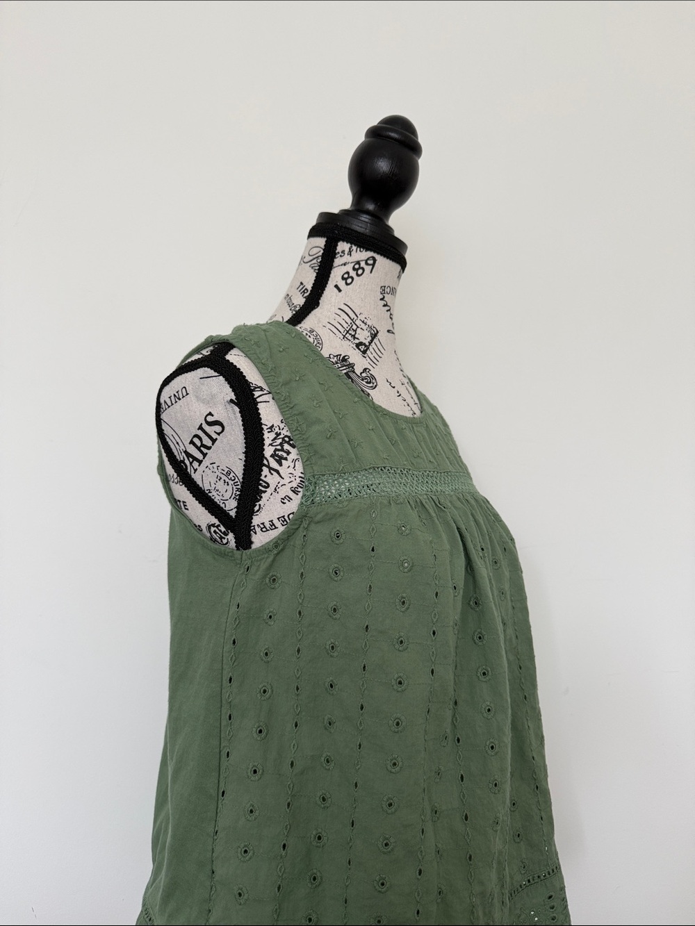 Northern Reflections 100% Cotton Tank - Size M - Picture 2 of 3